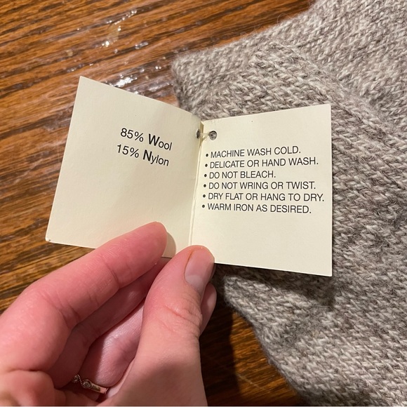 Vintage Wool Eddie Bauer gloves NWT - Picture 3 of 4